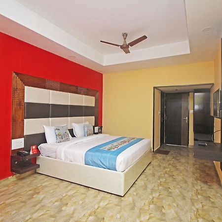 Hotel New Rajdarshan Мадікері Екстер'єр фото