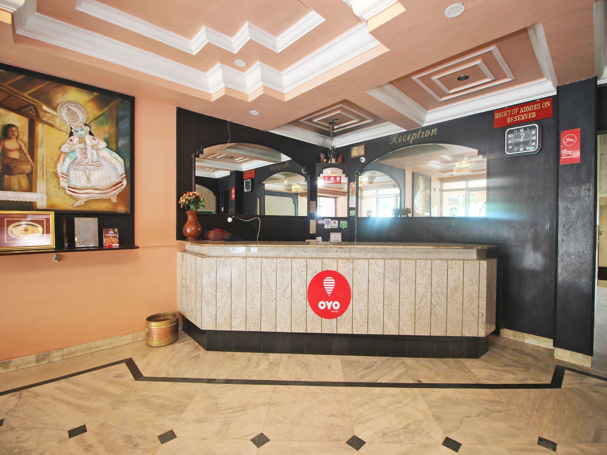 Hotel New Rajdarshan Мадікері Екстер'єр фото